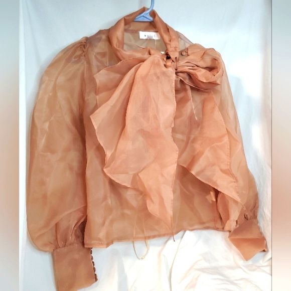 Mable Beige Fancy Blouse Undershirt Tank Size M Medium Women's Cream Neutral - Picture 1 of 13